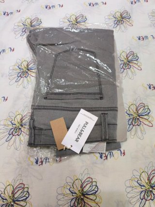 Pantalones vaqueros Pull&Bear grises Talla 42 eur