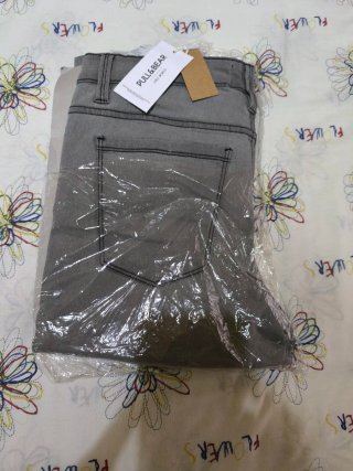 Pantalones vaqueros Pull&Bear grises Talla 42 eur