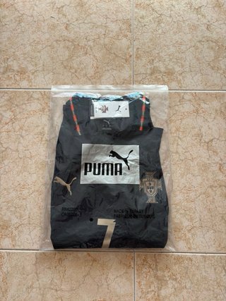 Camiseta Portugal Cristiano Ronaldo Puma Negra
