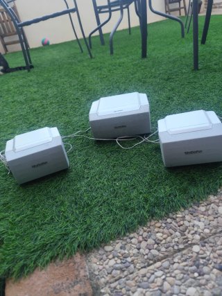 Altavoces Technics Gris y Blanco