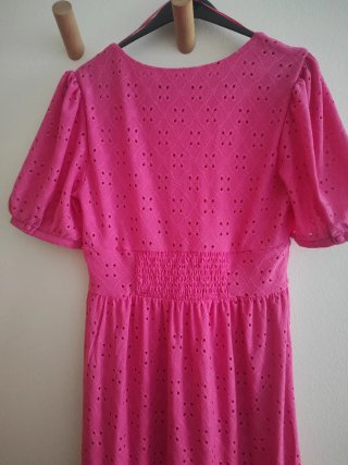 Vestido midi fucsia