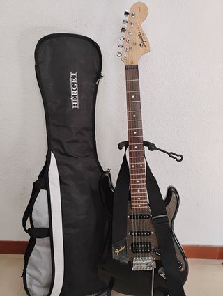 Fender Strat Squier Affinity Montego Black