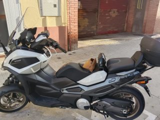 Kymco CV3 Trike 575