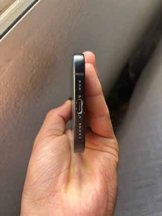 iPhone 15 128 gb 83% Batería Negro