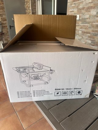 Sierra de mesa 800W