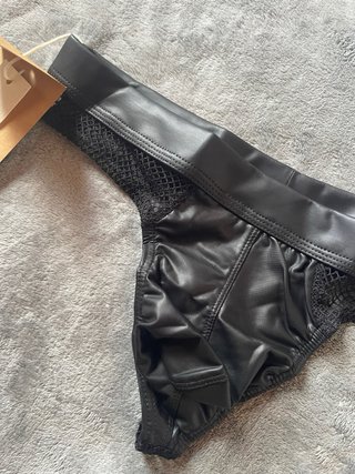 Tanga hombre efecto cuero y malla negro