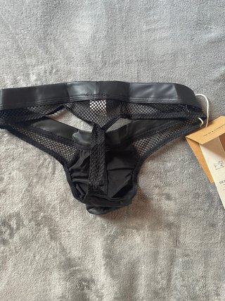 Tanga hombre efecto cuero y malla negro
