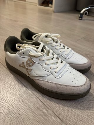 Zapatillas Scalpers Blancas y Beige