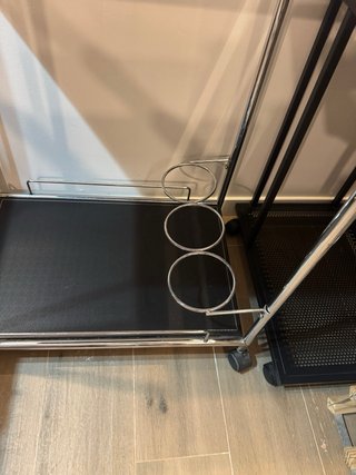 Camarera Negra Metálica