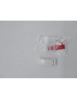 Legrand LEG97341 Interruptor conmutador superficie - 2300 W - 230 V - 10 A - Blanco