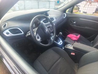 Renault Scenic 2011