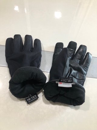 Guantes de moto negros