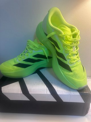 Adidas Deportivas Verdes y Negras