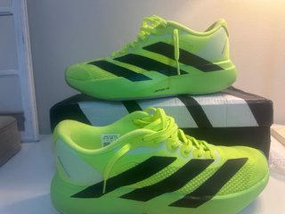 Adidas Deportivas Verdes y Negras