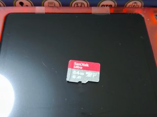 Consola R36H Roja + micro Sd sandisk 64gb