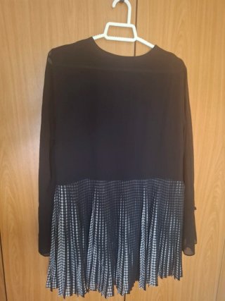 Blusa Purificación García Negra Plisada