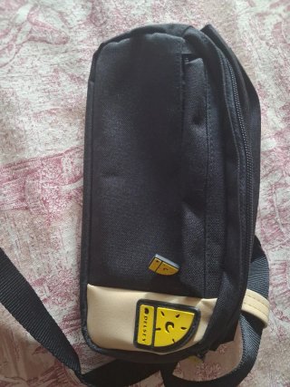 Riñonera Delsey Negra y Beige