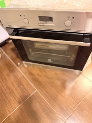 Horno Electrolux sin estrenar