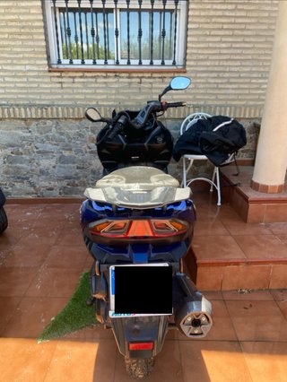Maxi Scooter Azul y Gris