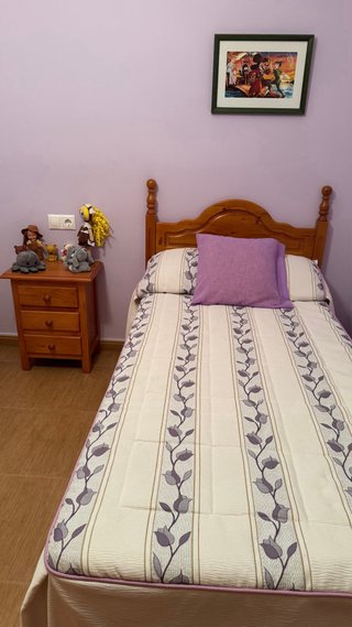 Habitación juvenil pino 2 camas de 90 y mesilla