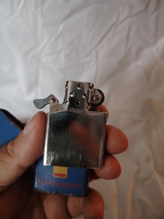Accendino Cruzcampo stile Zippo