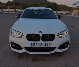 BMW 118i F21
