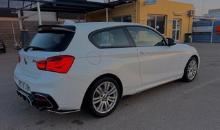 BMW 118i F21