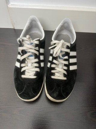 Zapatillas Adidas Gazelle Negras y Blancas