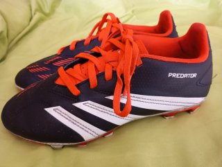 Zapatillas Adidas Predator Fútbol Negro/Rojo