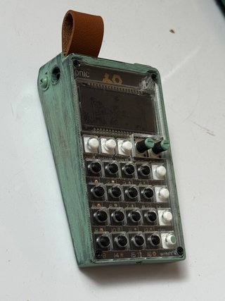 Teenage Engineering PO-32 Tonic + Funda Custom