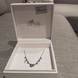 Collar Lotus Corazones Plata