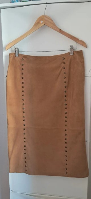 Falda de Cortefiel M. Piel Vuelta Camel ( nobuck)