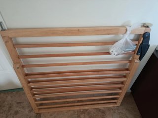 Barrera de madera para escaleras