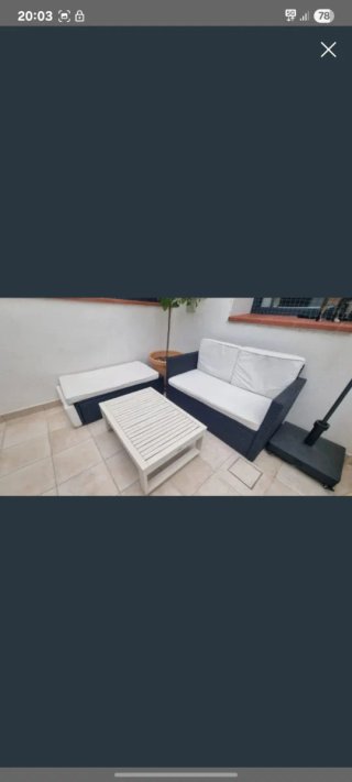 Conjunto Sofá Exterior y Mesita