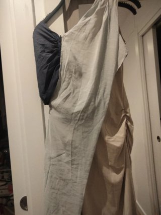 Vestido largo beige y gris