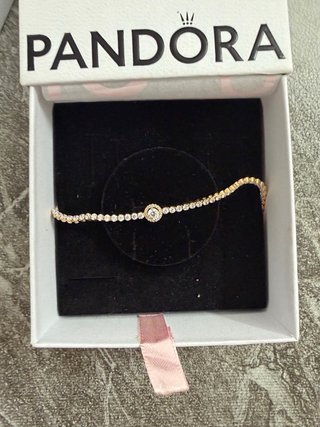 Conjunto Pandora Collar y Pulsera Oro Nuevo