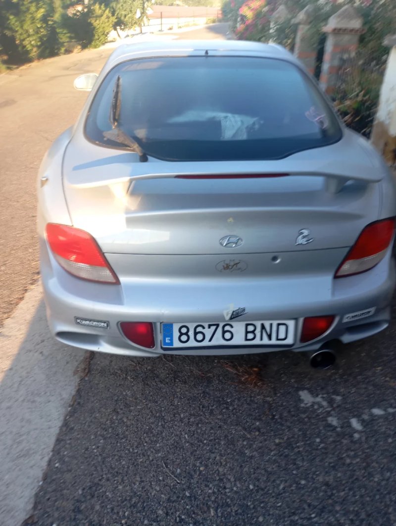 Hyundai Coupe 2000 - foto 1