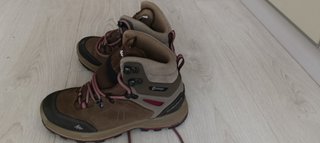 Botas de montaña seminuevas Talla 38 y 37
