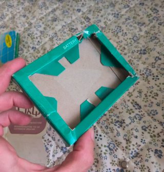 Q&Q Flying Saucer Card Game Clock