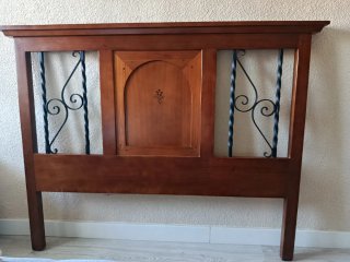 Cabecero madera cama 135cm con detalles forja