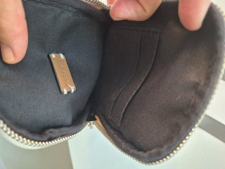 Bolso mini Parfois beige para móvil y lo mínimo