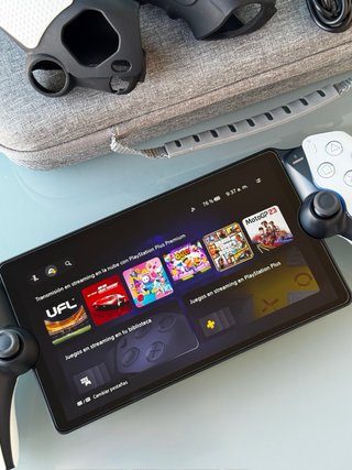 Consola PS5 Portal Sony + Protectores + Funda