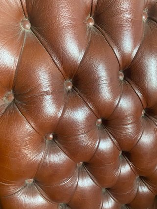 Poltrona a dondolo Chesterfield marrone
