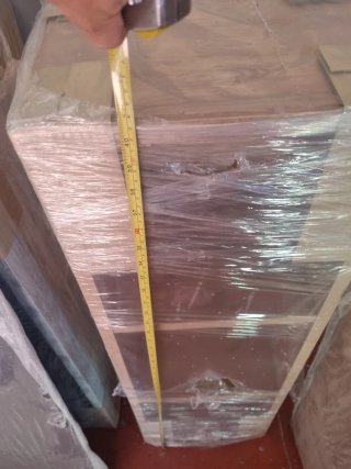 Mueble estantería con puerta