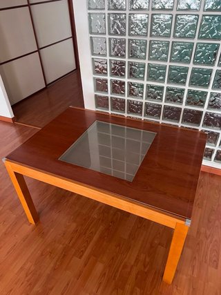 Conjunto comedor: mesa y 6 sillas + aparador