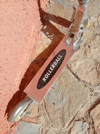 Patinete Rollerball plateado