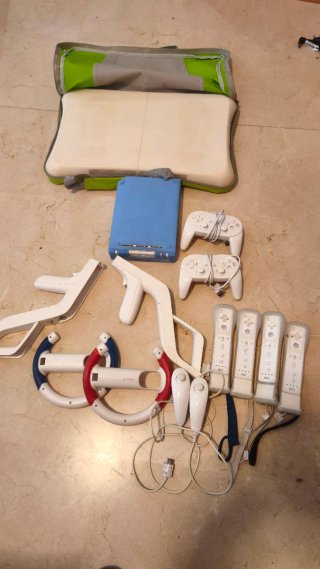 Consola Nintendo Wii con accesorios