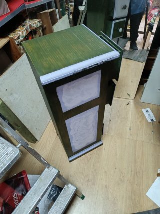 Sinfonier madera pino pintado verde y blanco
