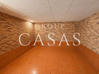 Chalet en venta en Vallirana