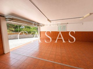 Chalet en venta en Vallirana